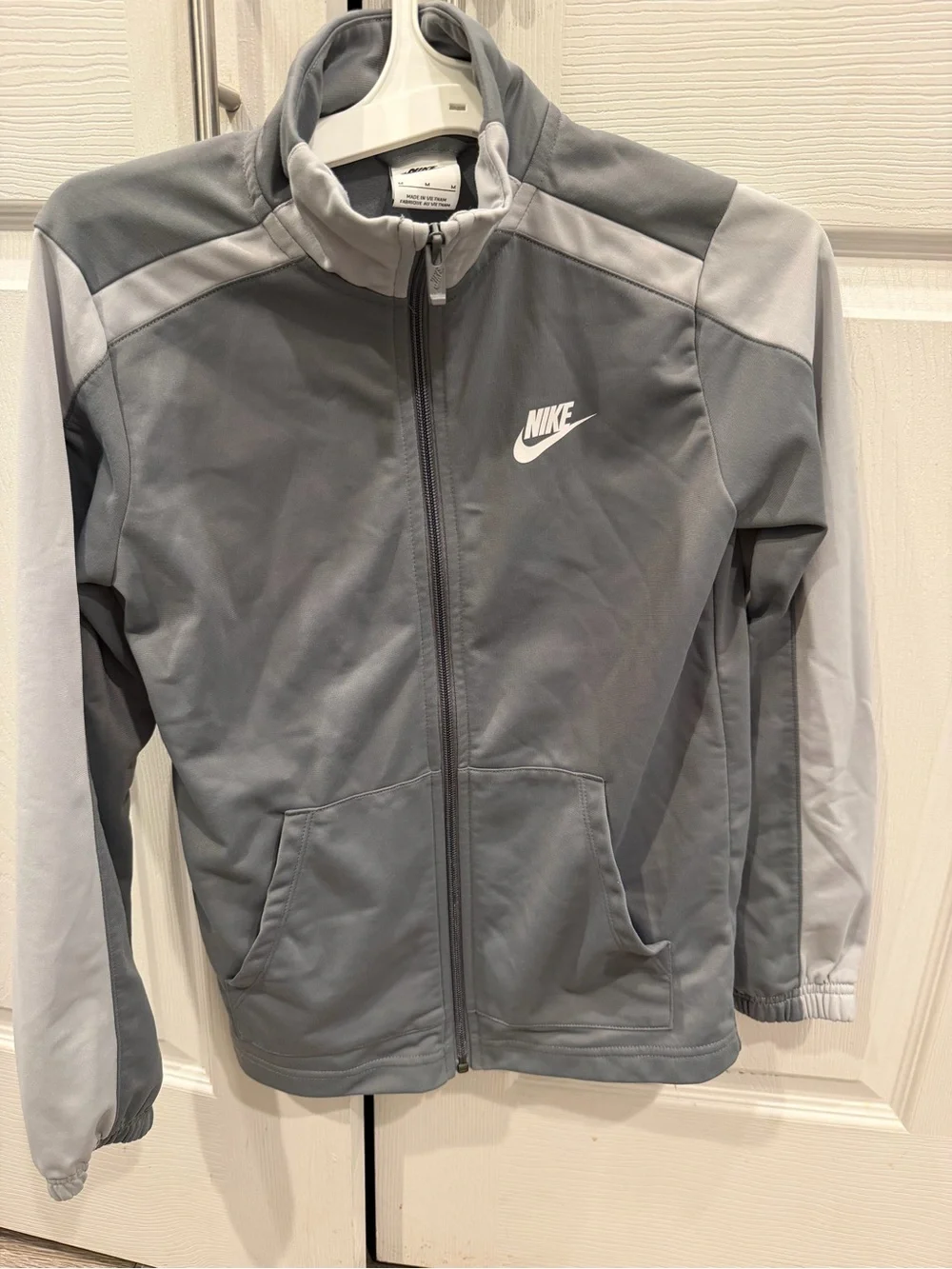 Nike Men's Gray and Light Gray Full-Zip Performance Jacket